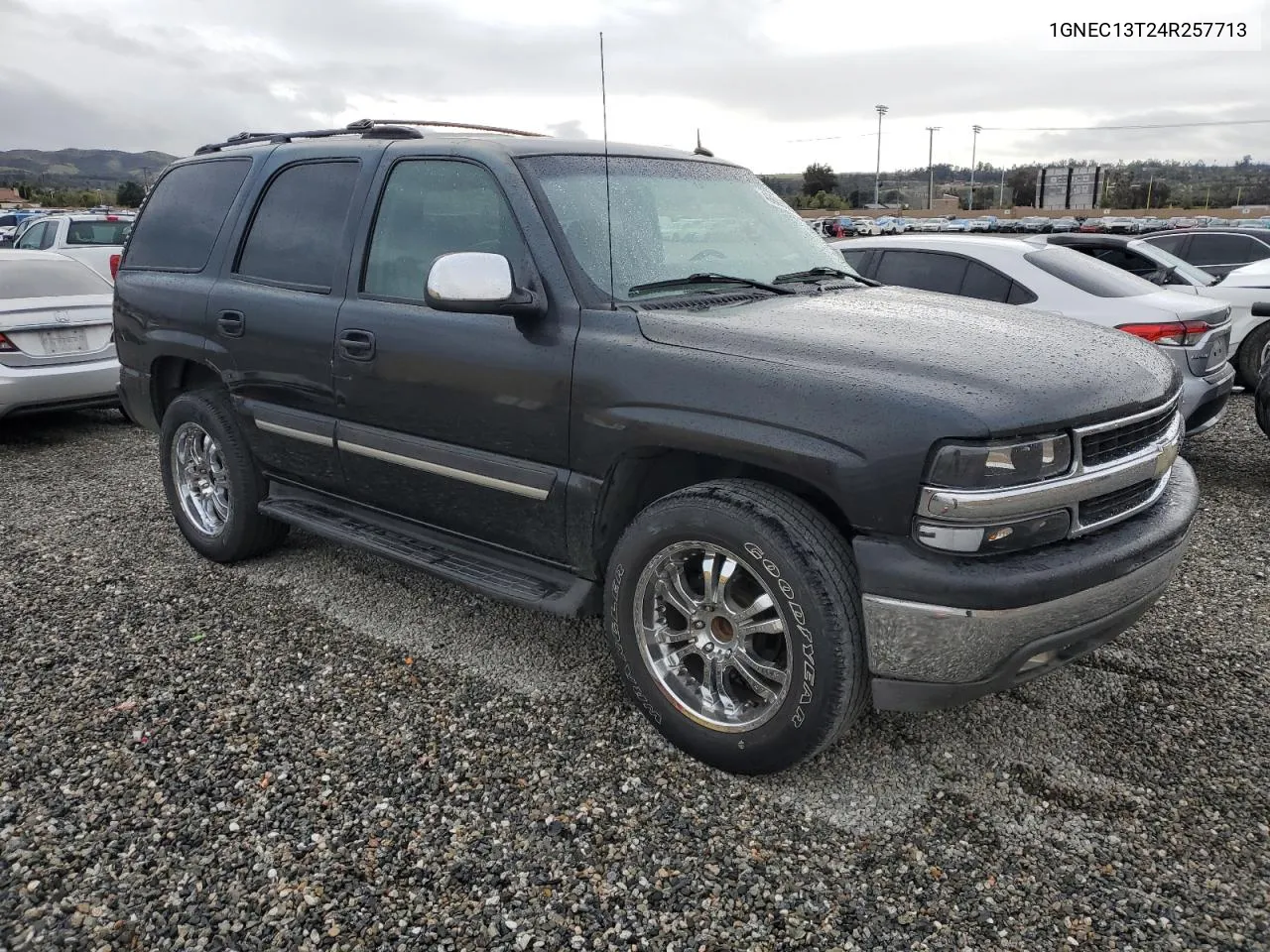 2004 Chevrolet Tahoe C1500 VIN: 1GNEC13T24R257713 Lot: 49608634