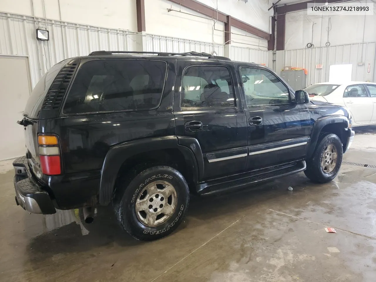 2004 Chevrolet Tahoe K1500 VIN: 1GNEK13Z74J218993 Lot: 68985154