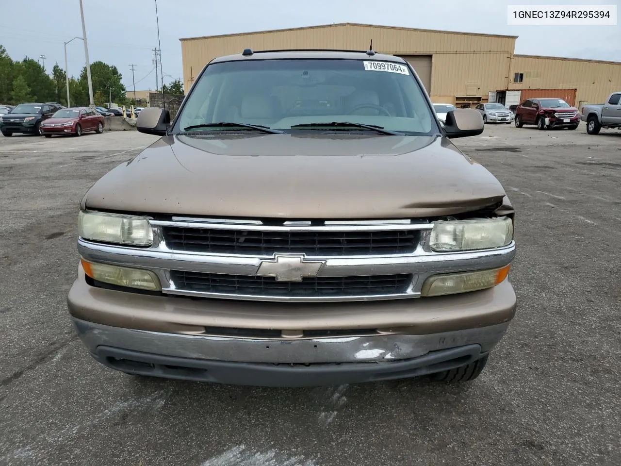 2004 Chevrolet Tahoe C1500 VIN: 1GNEC13Z94R295394 Lot: 70997064