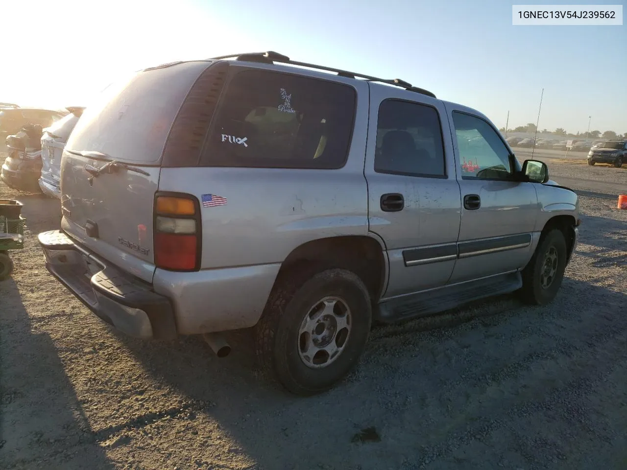 2004 Chevrolet Tahoe C1500 VIN: 1GNEC13V54J239562 Lot: 71032394