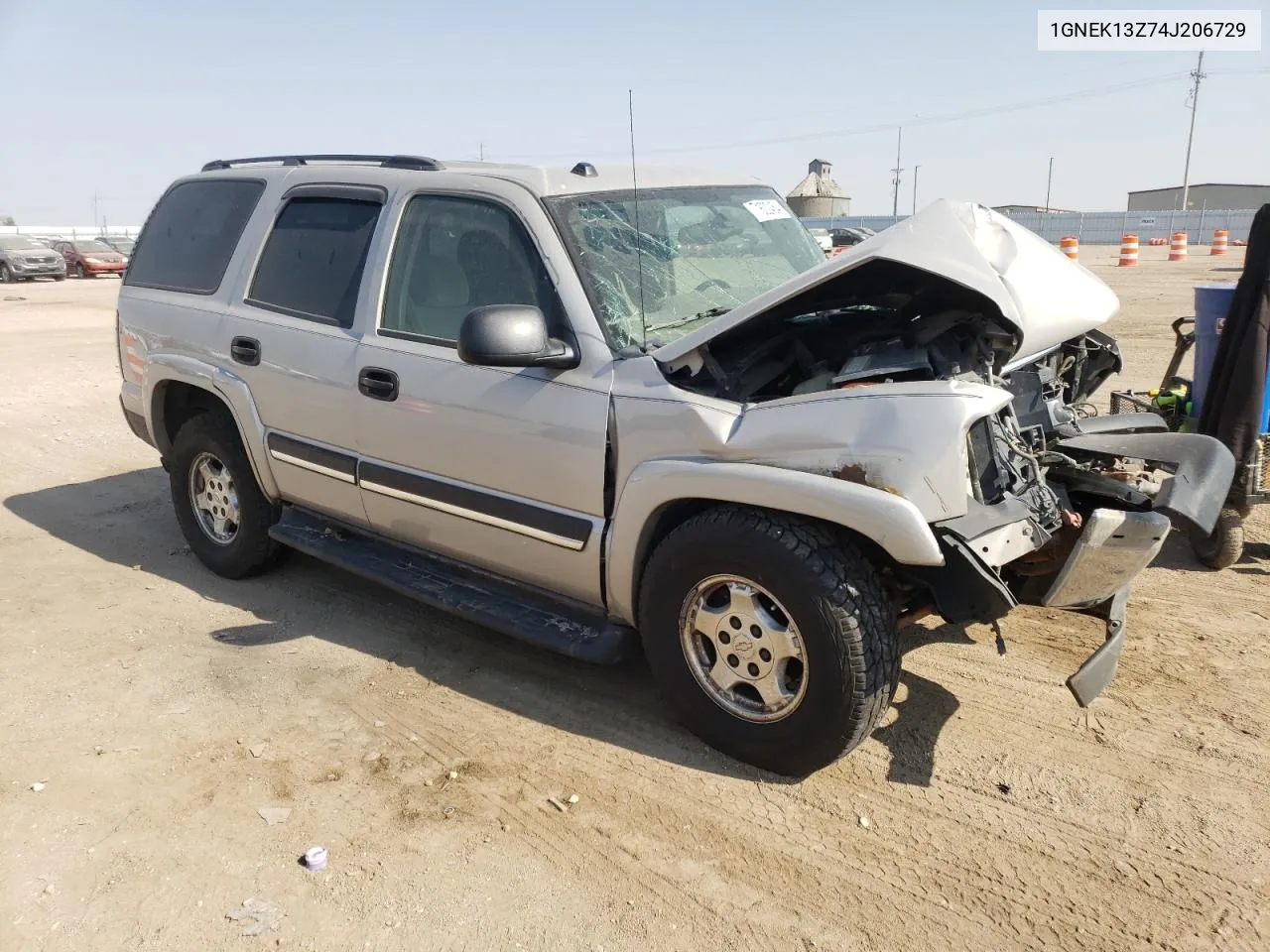 2004 Chevrolet Tahoe K1500 VIN: 1GNEK13Z74J206729 Lot: 71602454