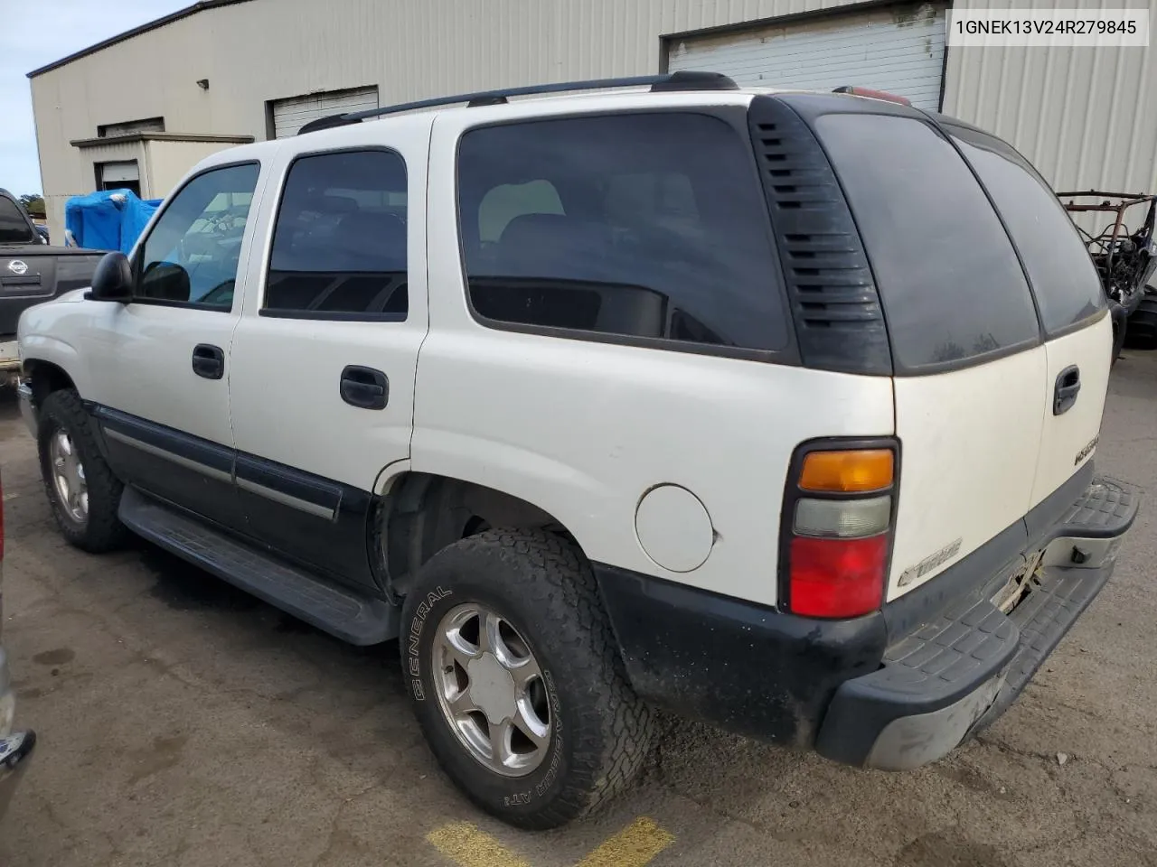 2004 Chevrolet Tahoe K1500 VIN: 1GNEK13V24R279845 Lot: 72769844