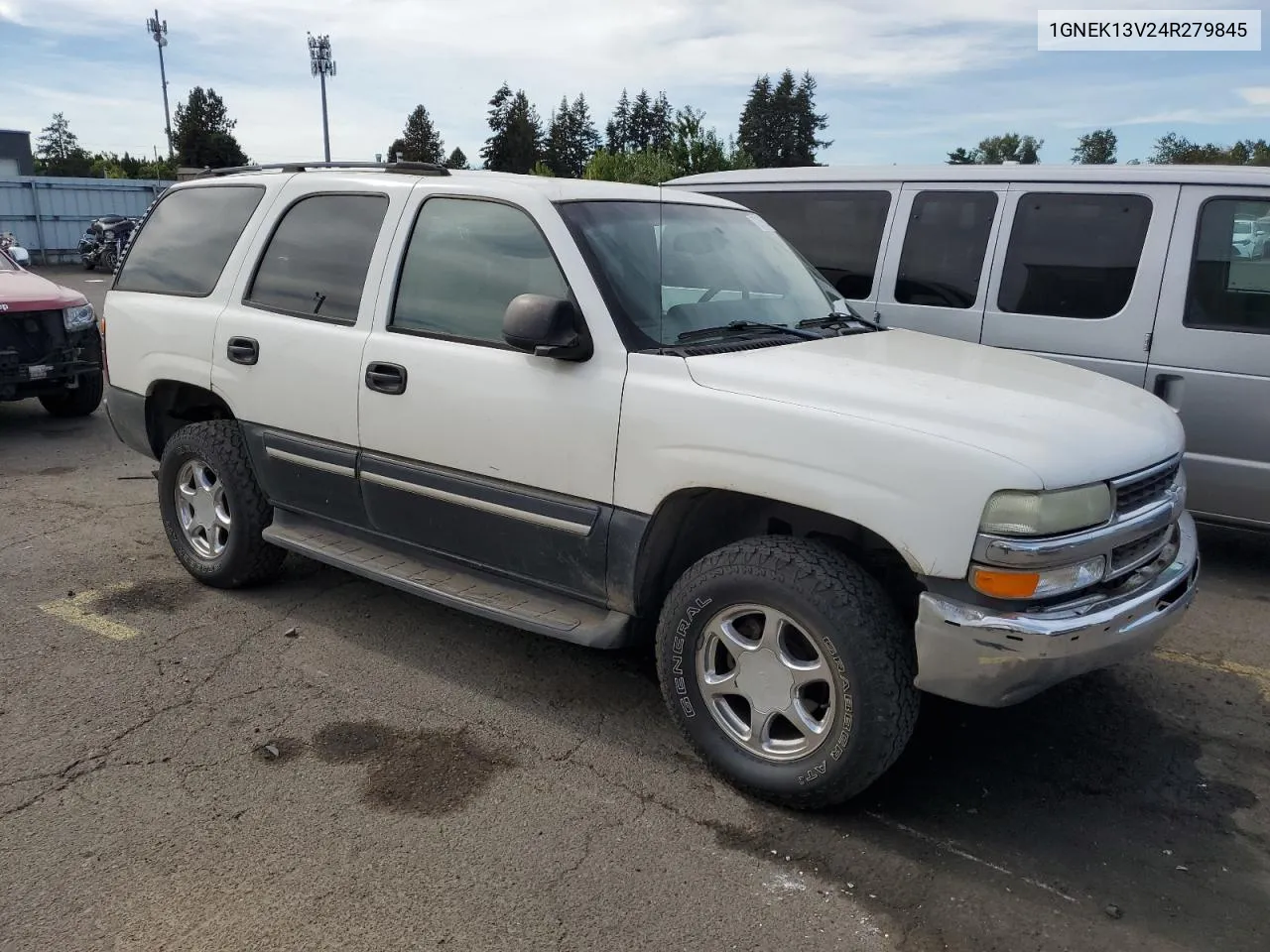 2004 Chevrolet Tahoe K1500 VIN: 1GNEK13V24R279845 Lot: 72769844