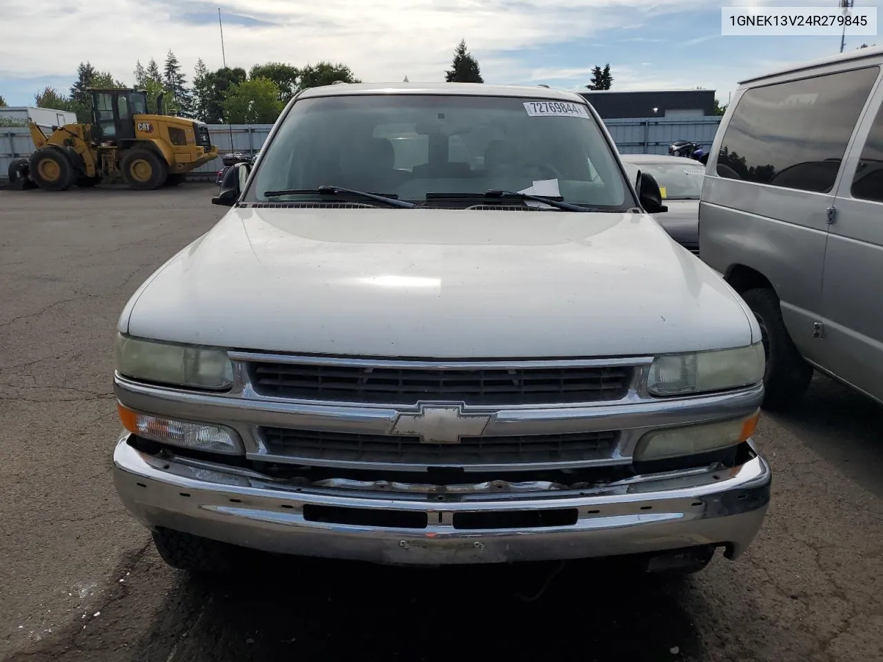 2004 Chevrolet Tahoe K1500 VIN: 1GNEK13V24R279845 Lot: 72769844