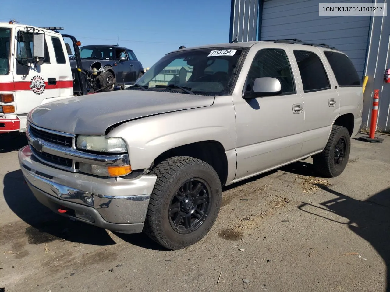 2004 Chevrolet Tahoe K1500 VIN: 1GNEK13Z54J303217 Lot: 72937254