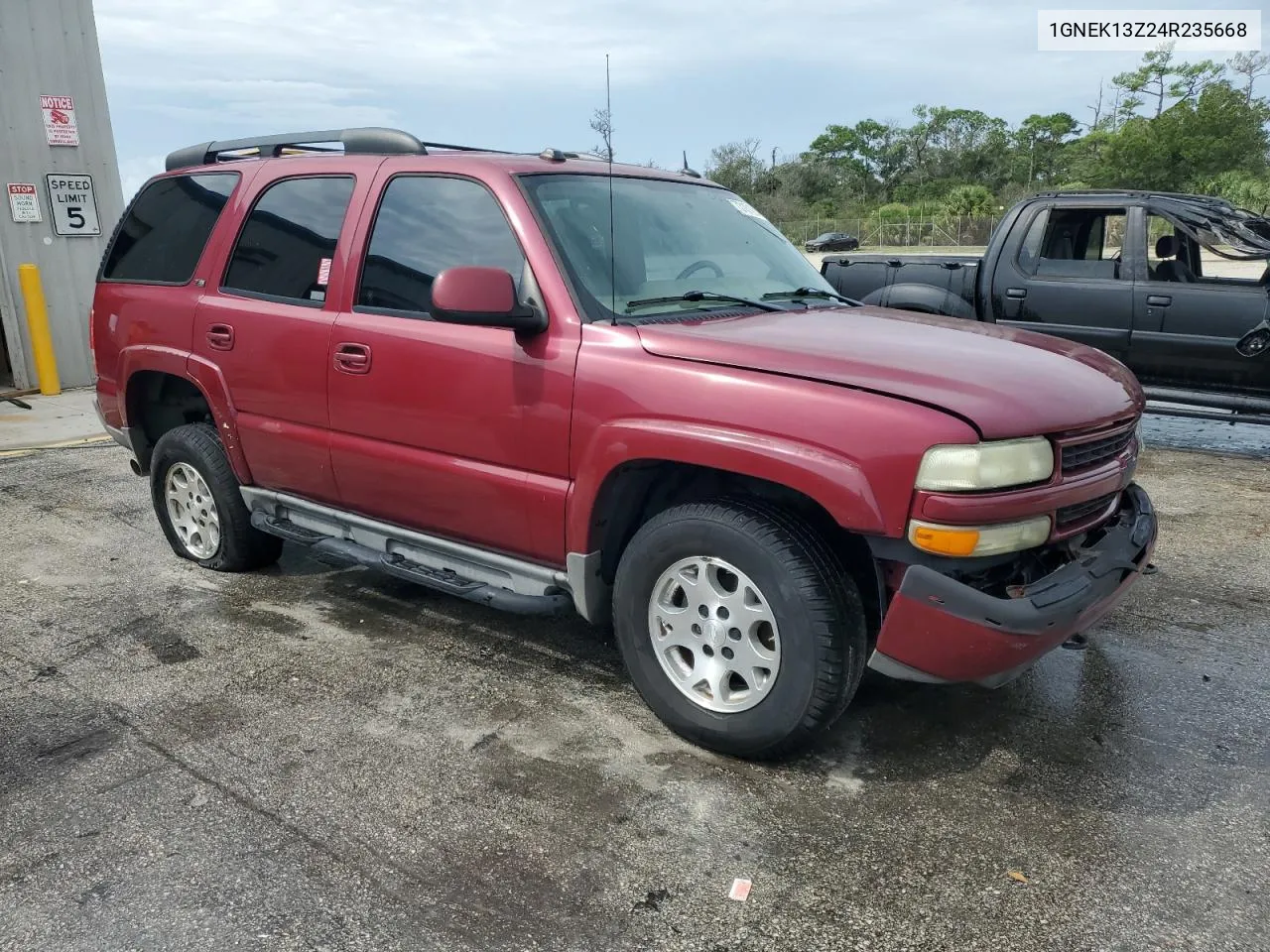 2004 Chevrolet Tahoe K1500 VIN: 1GNEK13Z24R235668 Lot: 73131214