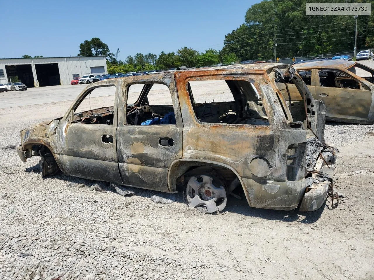 2004 Chevrolet Tahoe C1500 VIN: 1GNEC13ZX4R173739 Lot: 73383504