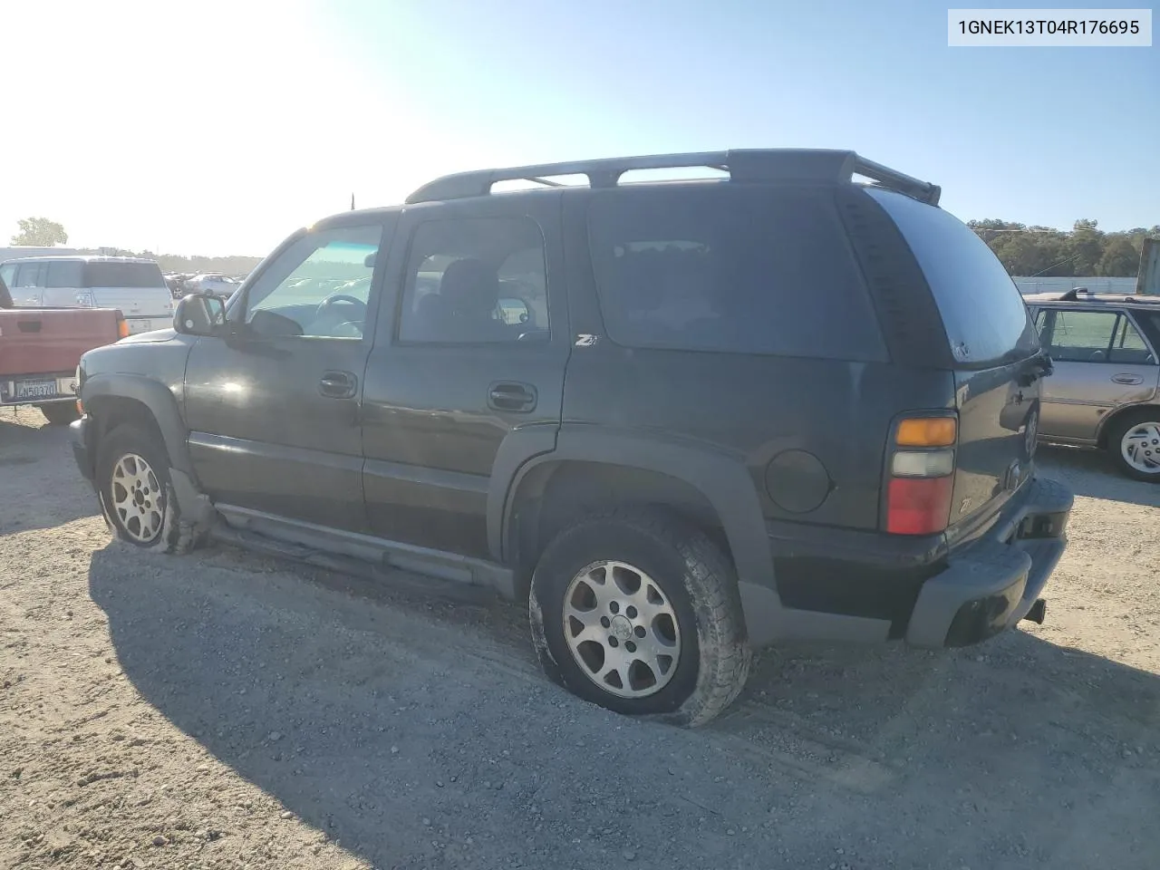 2004 Chevrolet Tahoe K1500 VIN: 1GNEK13T04R176695 Lot: 74594014