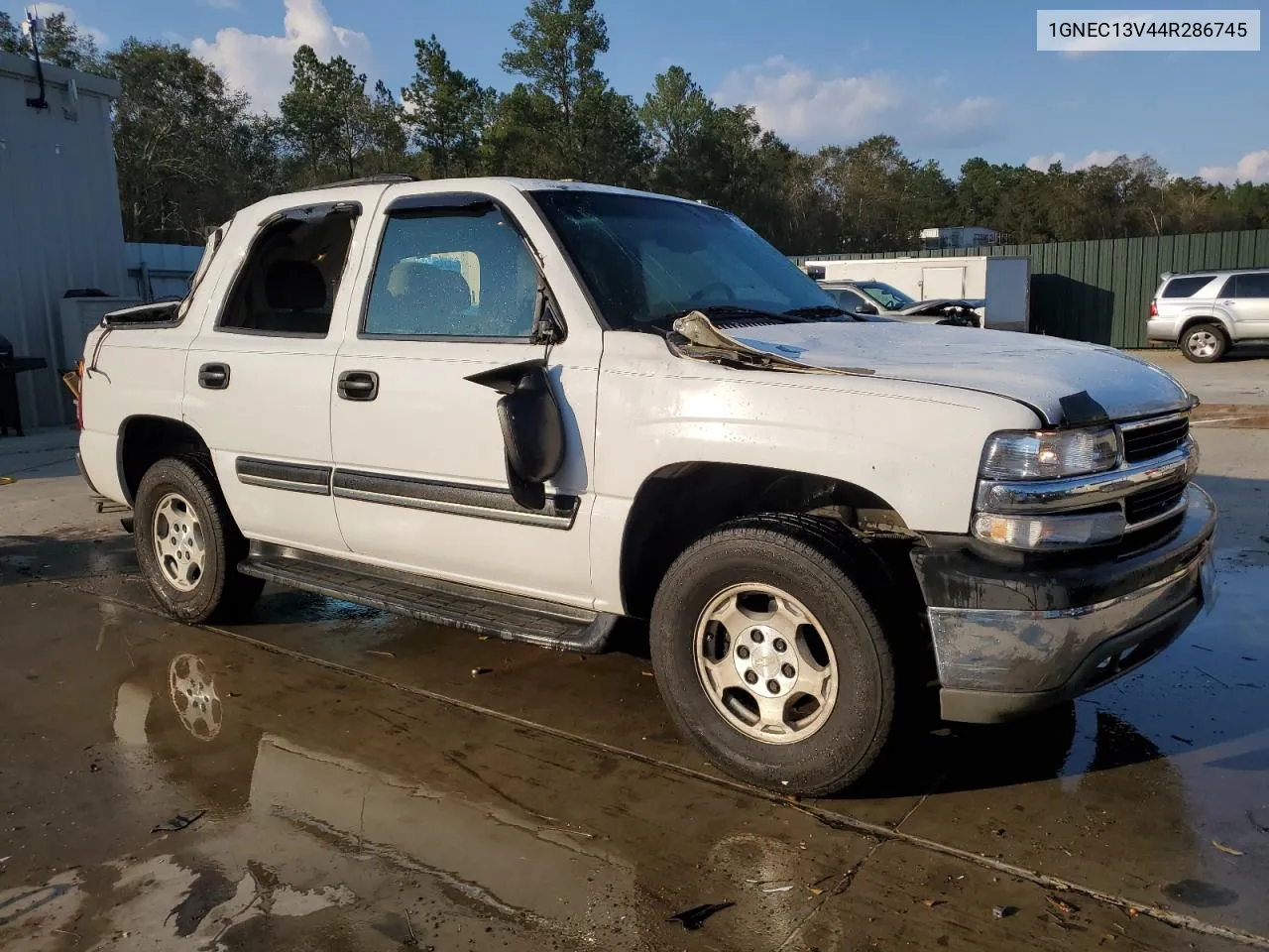 2004 Chevrolet Tahoe C1500 VIN: 1GNEC13V44R286745 Lot: 75103514