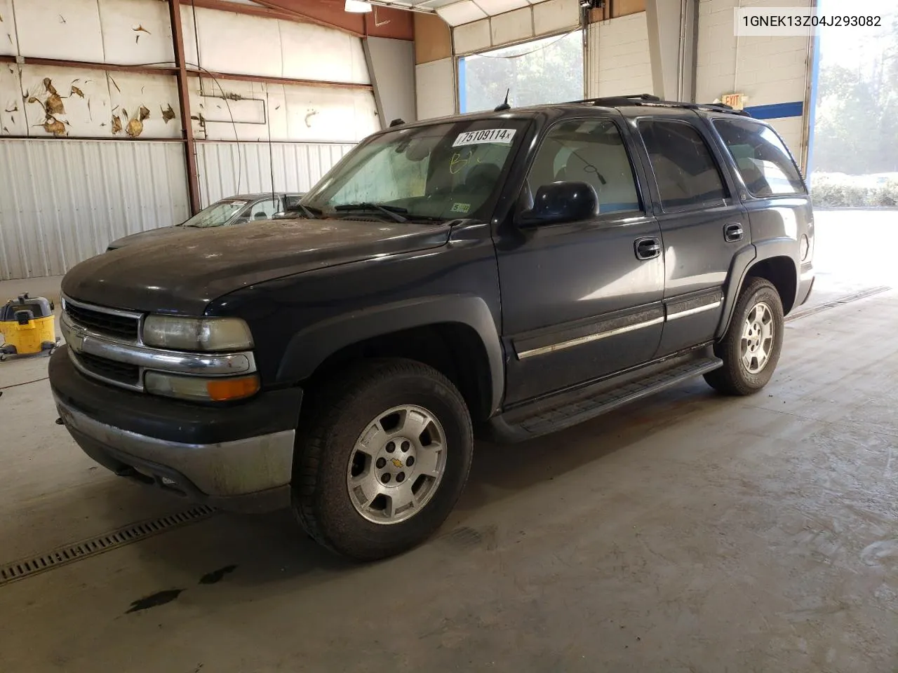 2004 Chevrolet Tahoe K1500 VIN: 1GNEK13Z04J293082 Lot: 75109114