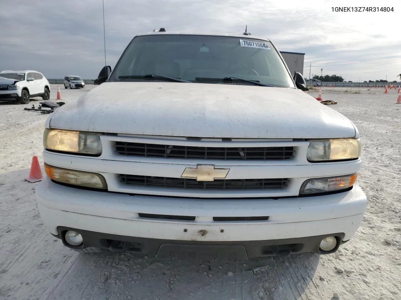 2004 Chevrolet Tahoe K1500 VIN: 1GNEK13Z74R314804 Lot: 76071064