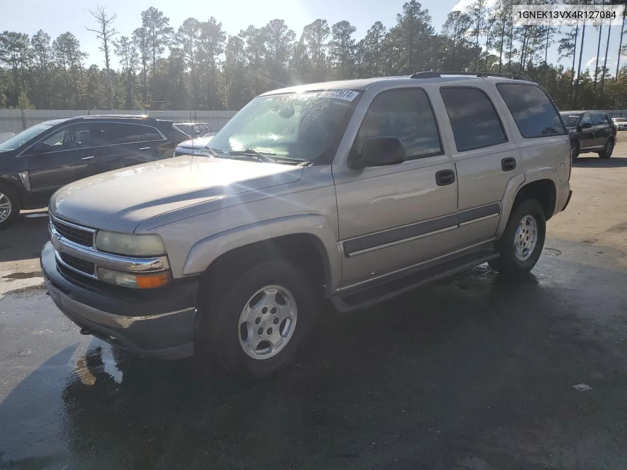 2004 Chevrolet Tahoe K1500 VIN: 1GNEK13VX4R127084 Lot: 76463674