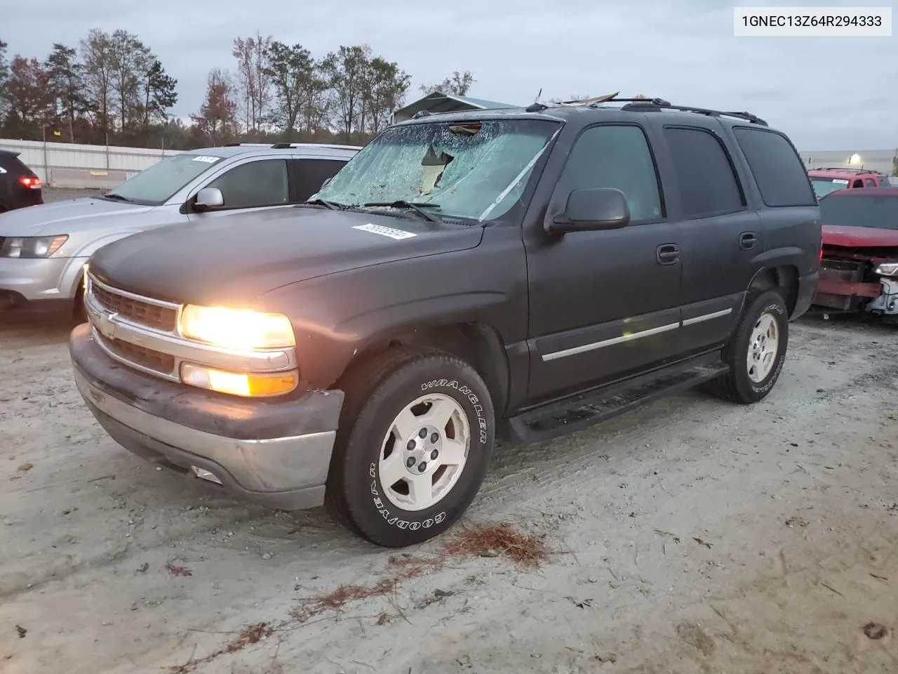 2004 Chevrolet Tahoe C1500 VIN: 1GNEC13Z64R294333 Lot: 78605504