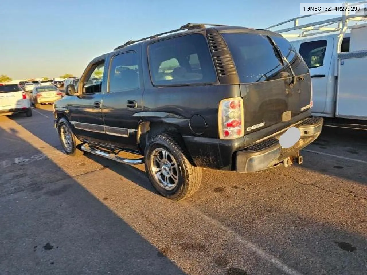 2004 Chevrolet Tahoe C1500 VIN: 1GNEC13Z14R279299 Lot: 79579294