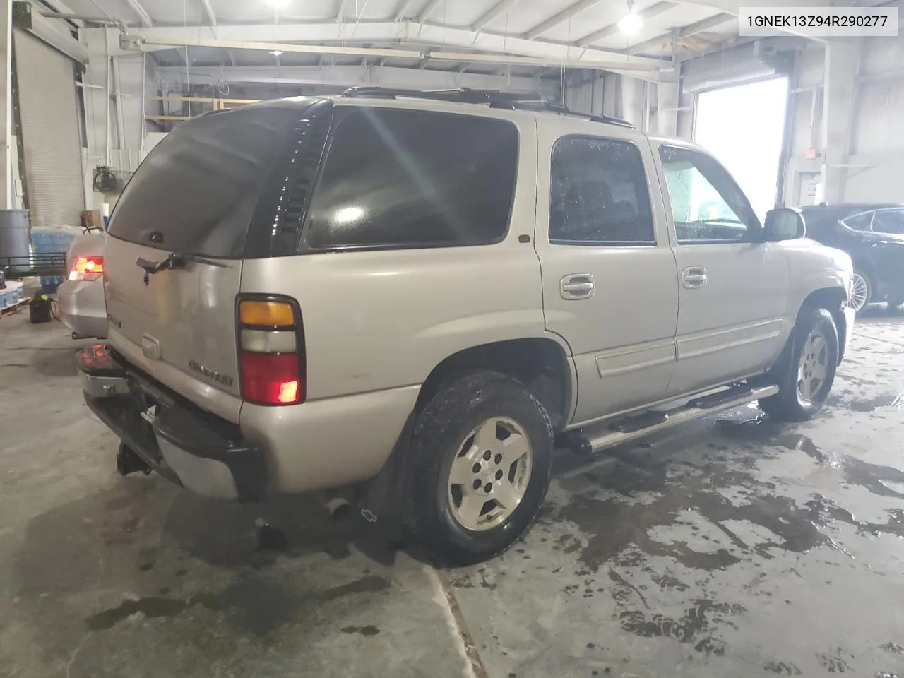 2004 Chevrolet Tahoe K1500 VIN: 1GNEK13Z94R290277 Lot: 80133434