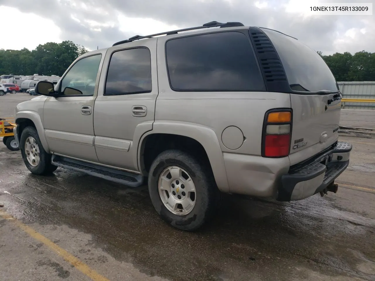 2005 Chevrolet Tahoe K1500 VIN: 1GNEK13T45R133009 Lot: 56276354