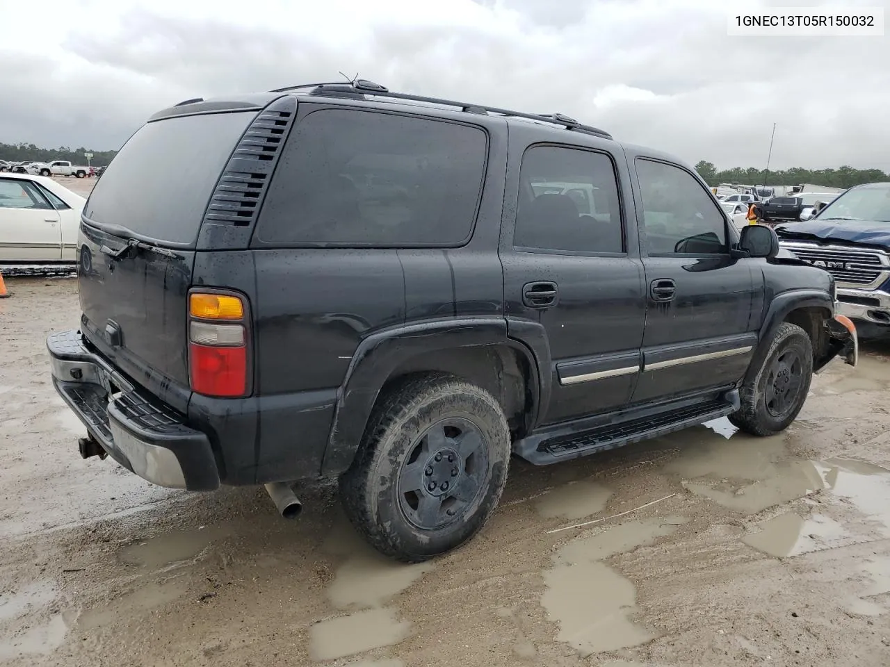 2005 Chevrolet Tahoe C1500 VIN: 1GNEC13T05R150032 Lot: 64760784