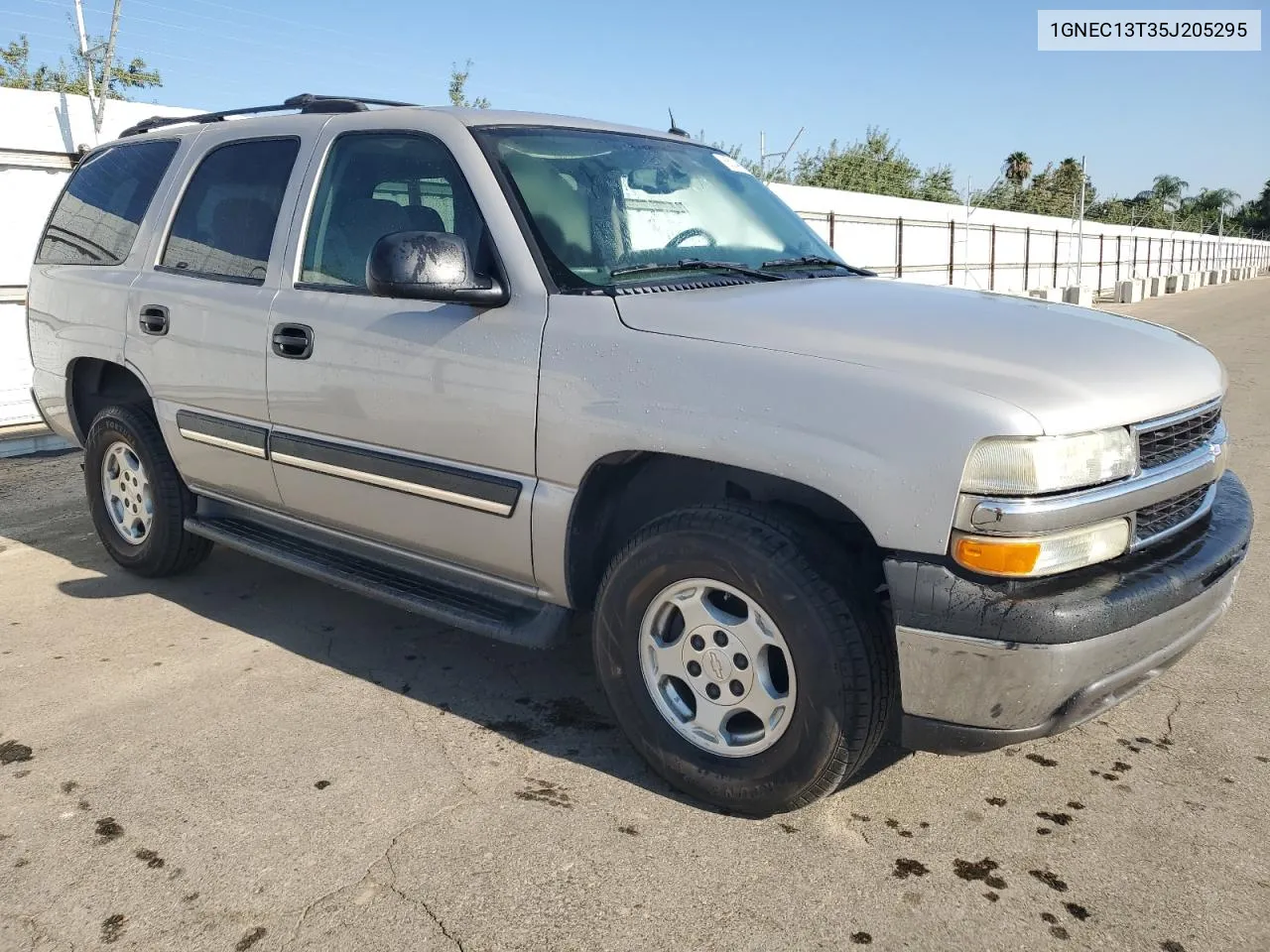 2005 Chevrolet Tahoe C1500 VIN: 1GNEC13T35J205295 Lot: 66148864