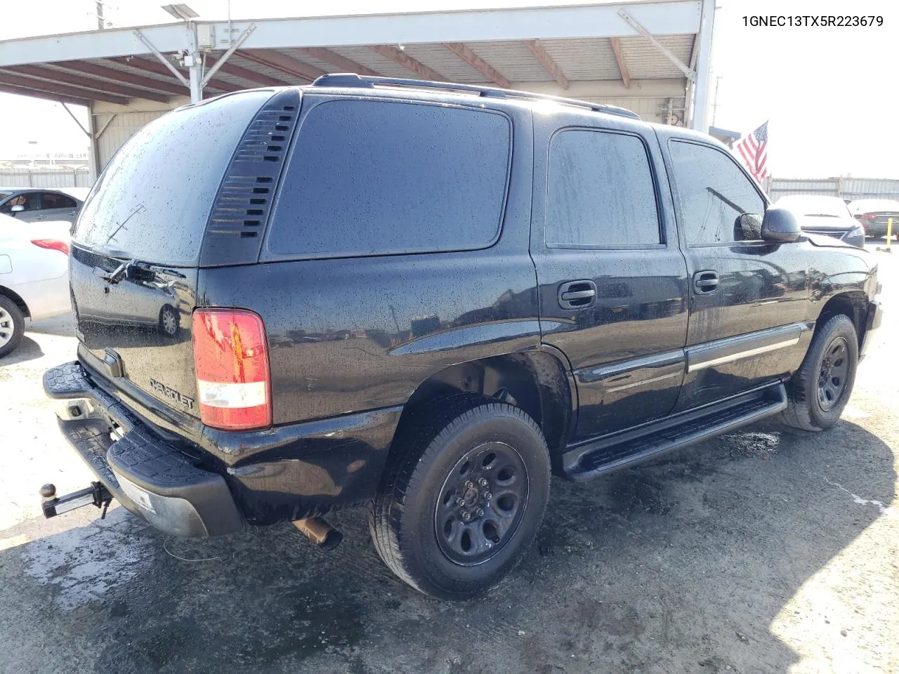 2005 Chevrolet Tahoe C1500 VIN: 1GNEC13TX5R223679 Lot: 67163044