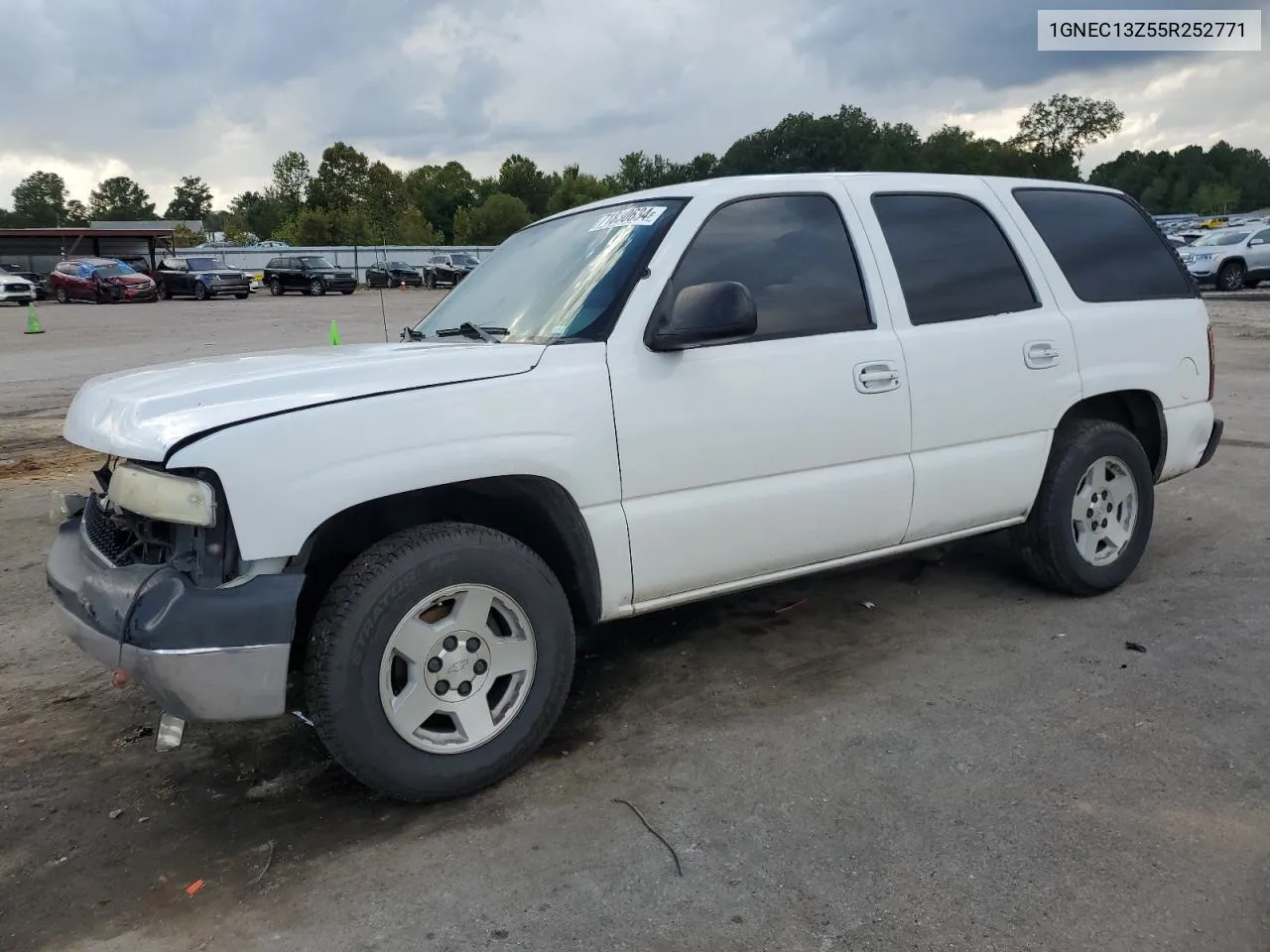 2005 Chevrolet Tahoe C1500 VIN: 1GNEC13Z55R252771 Lot: 71830634