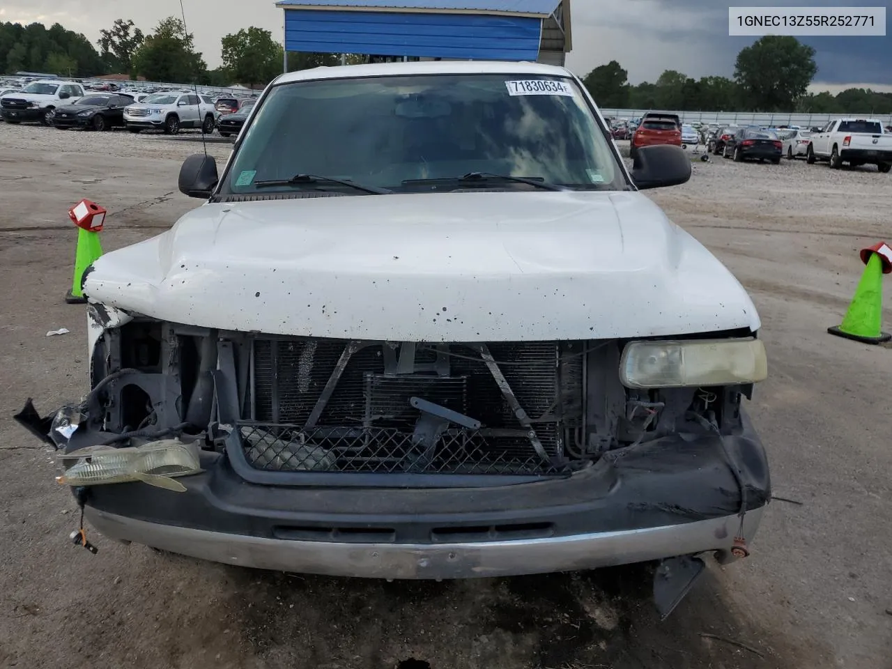 2005 Chevrolet Tahoe C1500 VIN: 1GNEC13Z55R252771 Lot: 71830634