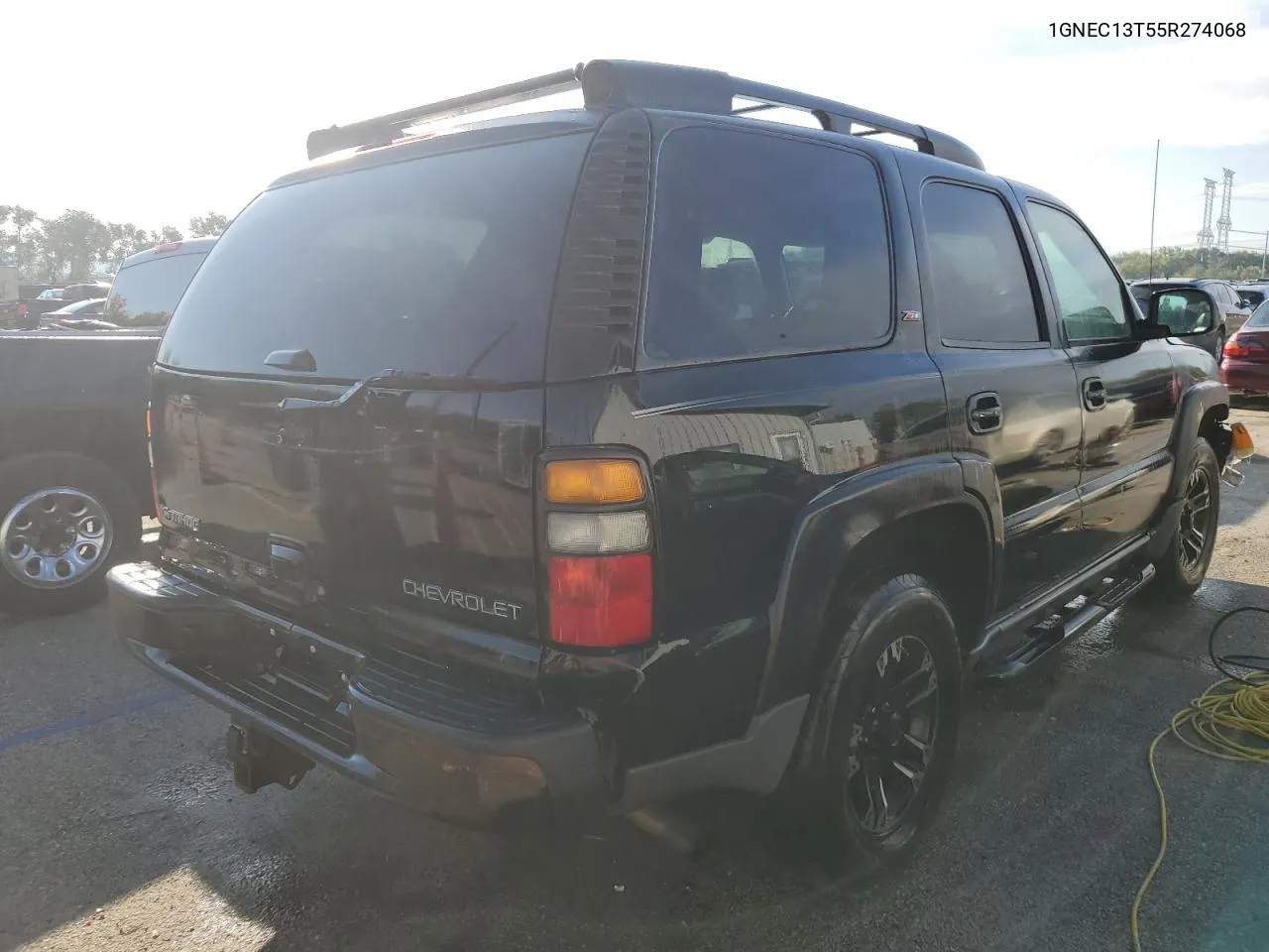 2005 Chevrolet Tahoe C1500 VIN: 1GNEC13T55R274068 Lot: 72783654