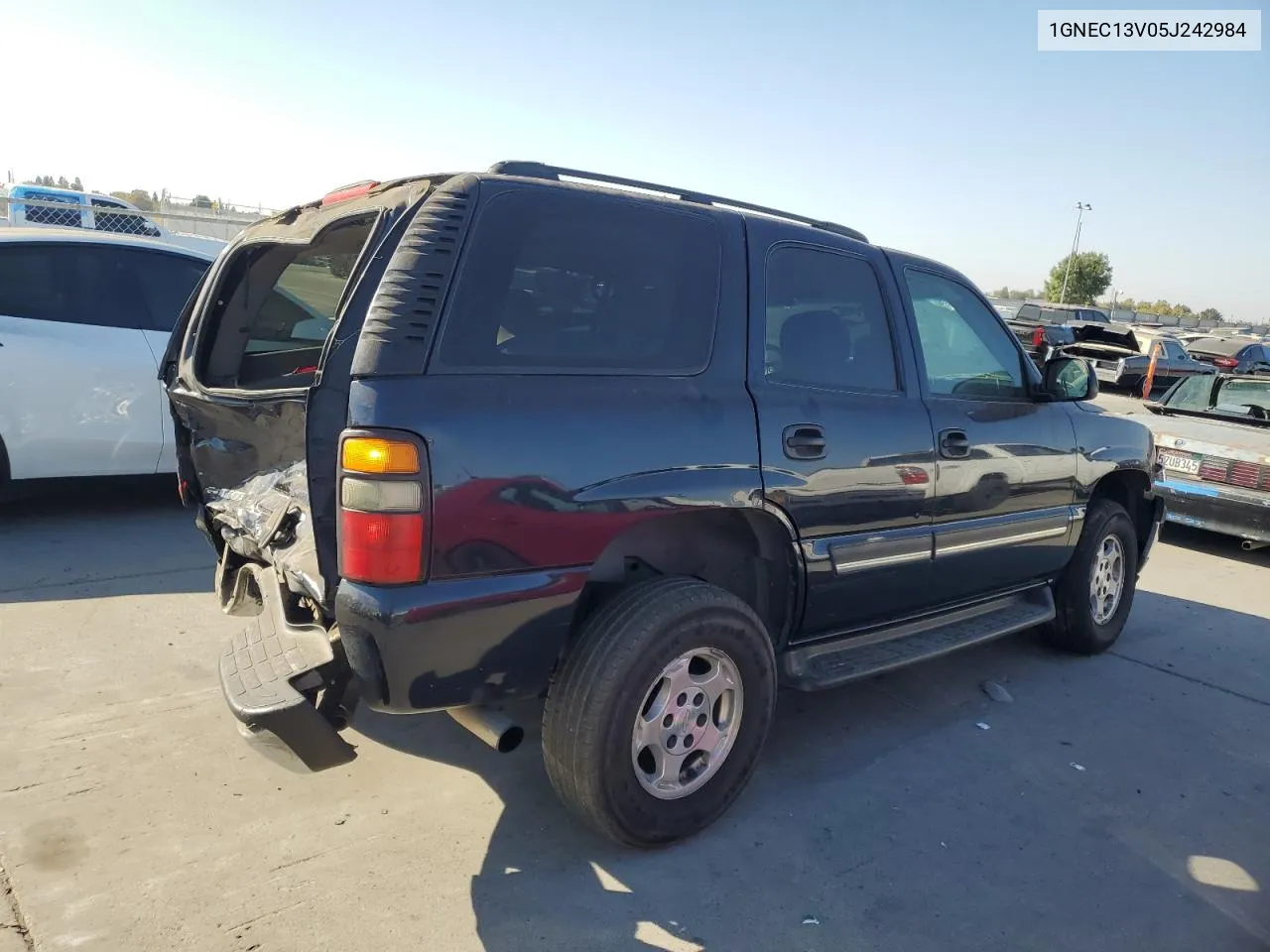 2005 Chevrolet Tahoe C1500 VIN: 1GNEC13V05J242984 Lot: 73712324