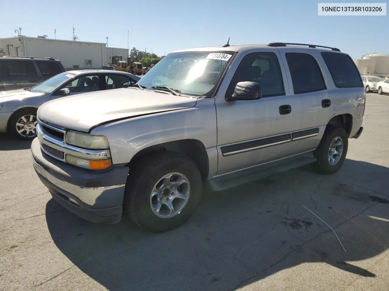 2005 Chevrolet Tahoe C1500 VIN: 1GNEC13T35R103206 Lot: 74310784