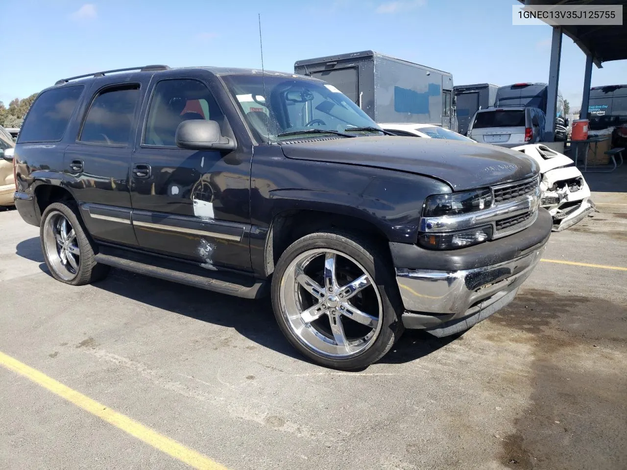 2005 Chevrolet Tahoe C1500 VIN: 1GNEC13V35J125755 Lot: 75943914