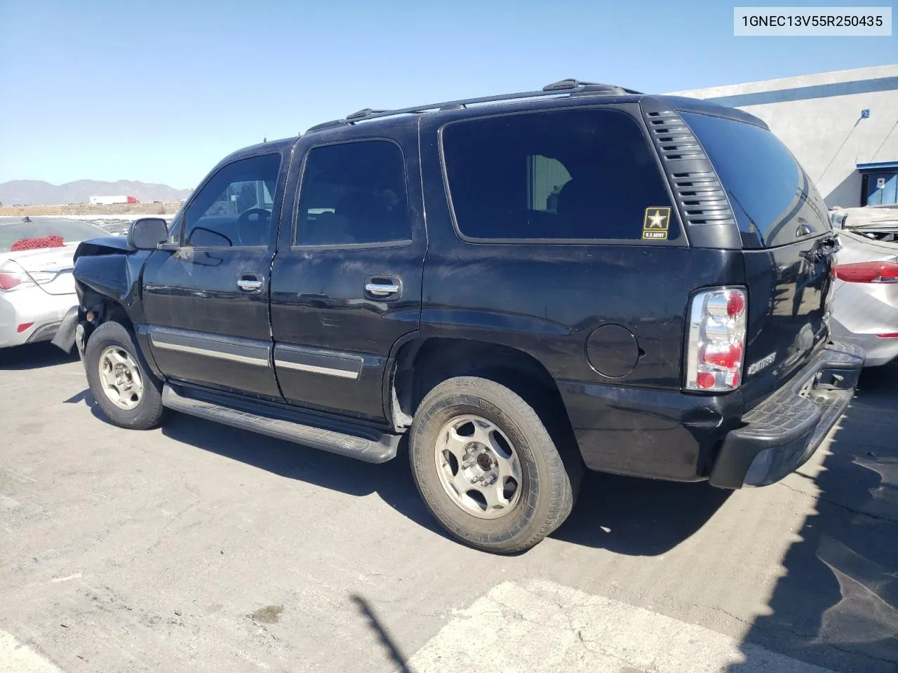 2005 Chevrolet Tahoe C1500 VIN: 1GNEC13V55R250435 Lot: 75963734