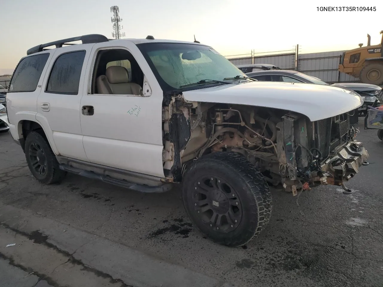 2005 Chevrolet Tahoe K1500 VIN: 1GNEK13T35R109445 Lot: 77380814