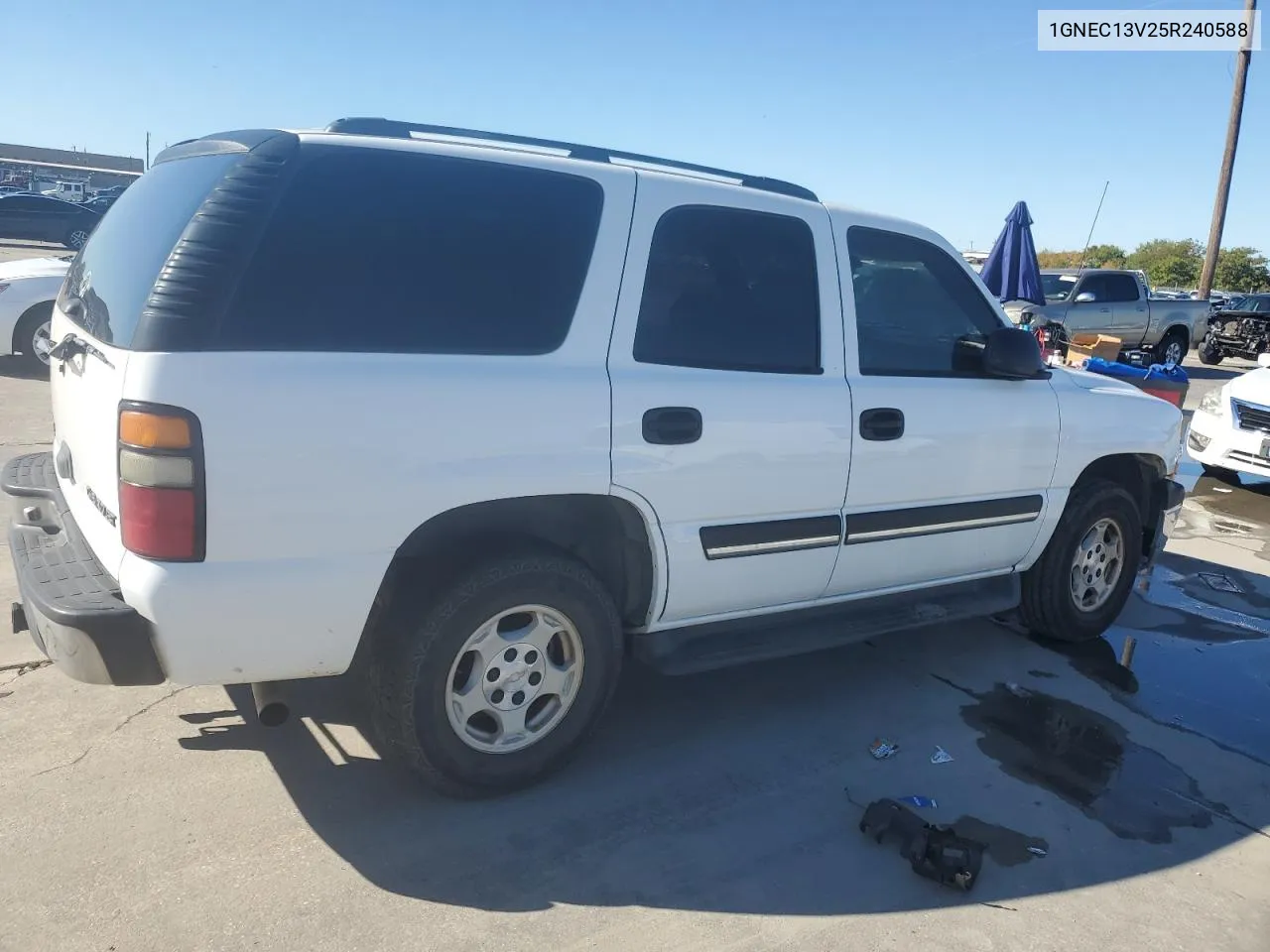 2005 Chevrolet Tahoe C1500 VIN: 1GNEC13V25R240588 Lot: 78673264