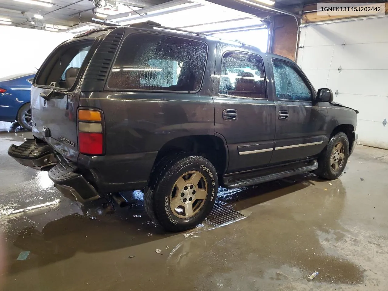 2005 Chevrolet Tahoe K1500 VIN: 1GNEK13T45J202442 Lot: 79809244