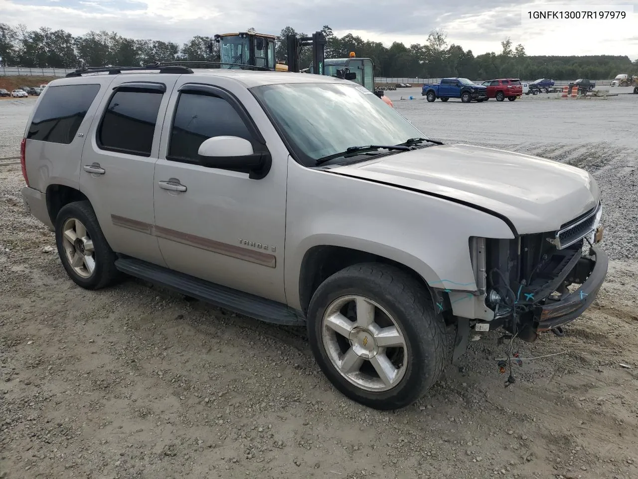 2007 Chevrolet Tahoe K1500 VIN: 1GNFK13007R197979 Lot: 69239504