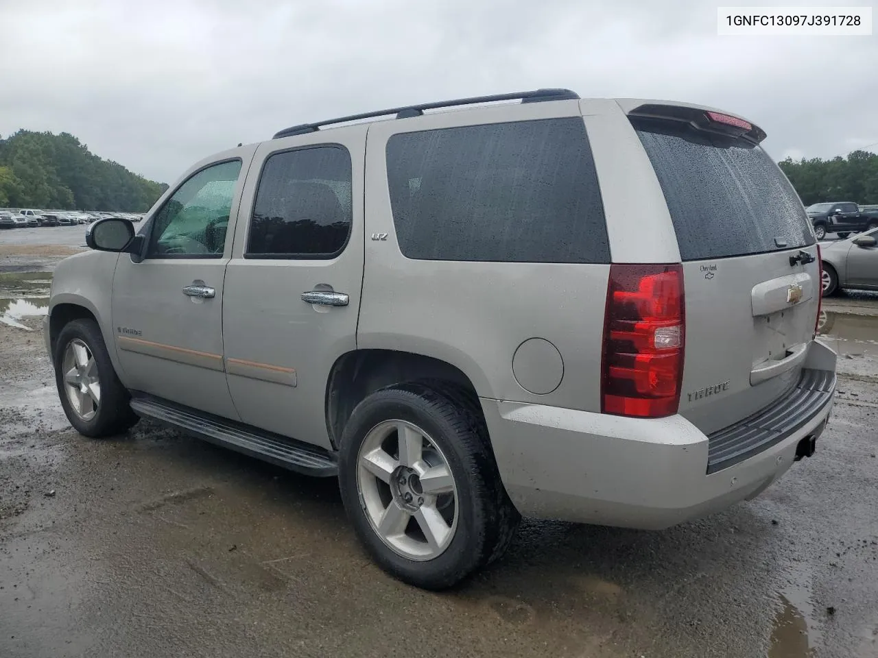 2007 Chevrolet Tahoe C1500 VIN: 1GNFC13097J391728 Lot: 69963974