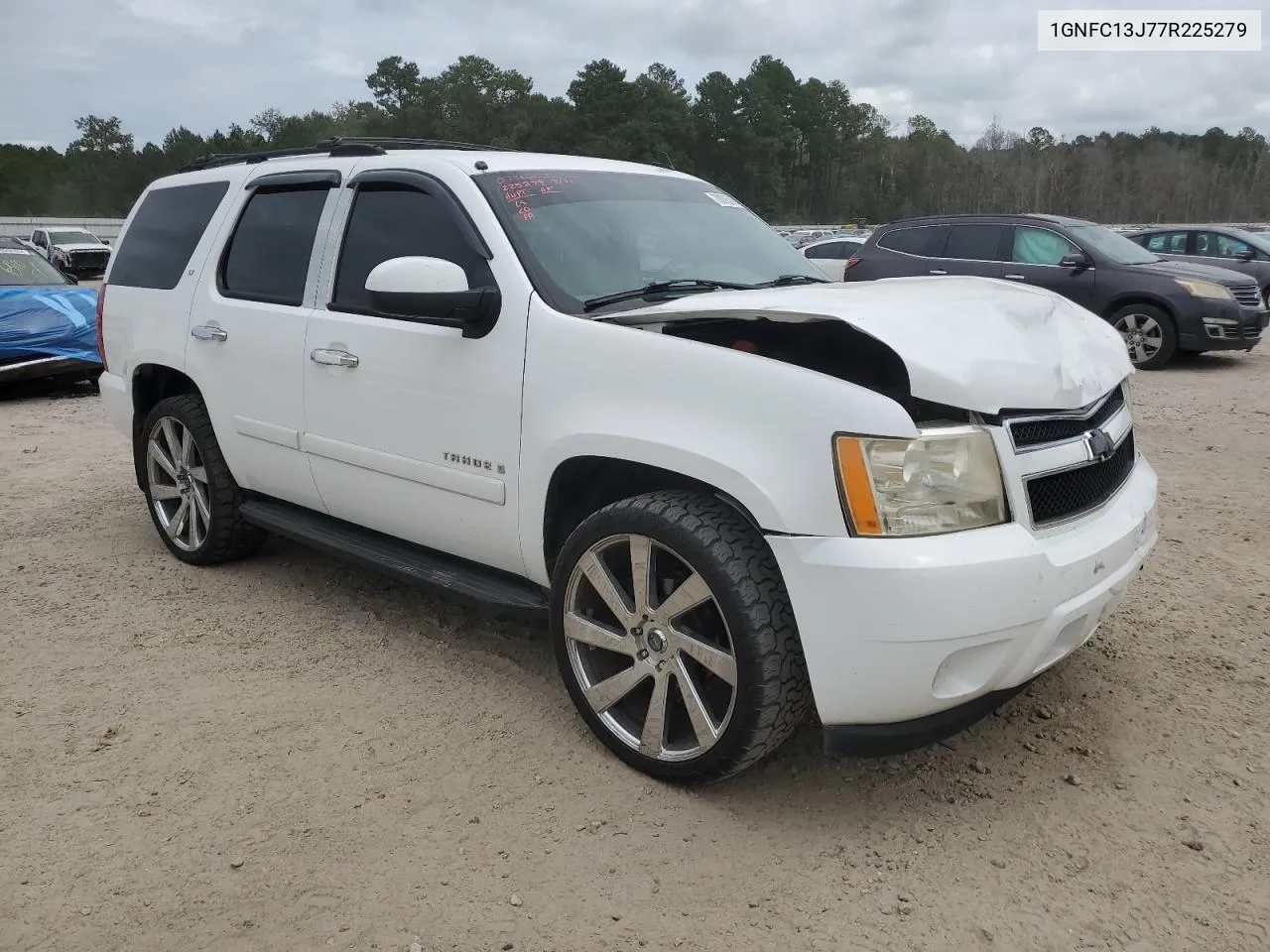 2007 Chevrolet Tahoe C1500 VIN: 1GNFC13J77R225279 Lot: 70085064