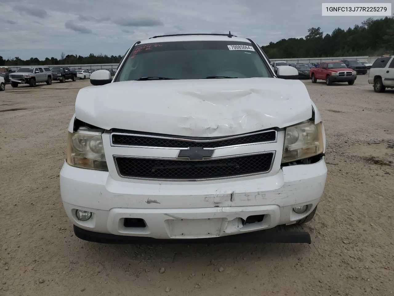 2007 Chevrolet Tahoe C1500 VIN: 1GNFC13J77R225279 Lot: 70085064