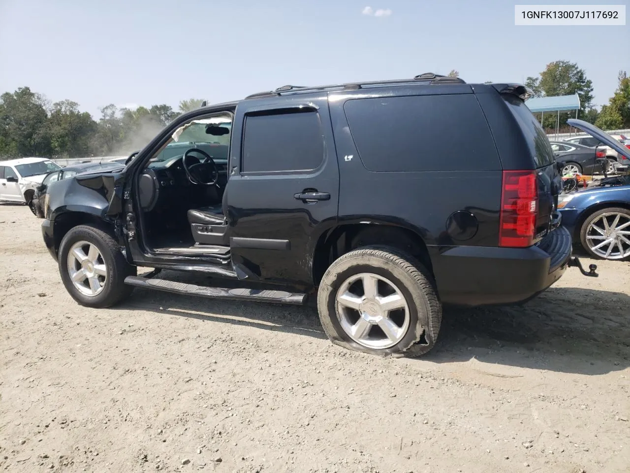 2007 Chevrolet Tahoe K1500 VIN: 1GNFK13007J117692 Lot: 70961954