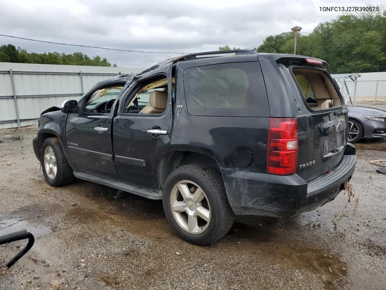 2007 Chevrolet Tahoe C1500 VIN: 1GNFC13J27R390575 Lot: 71300044