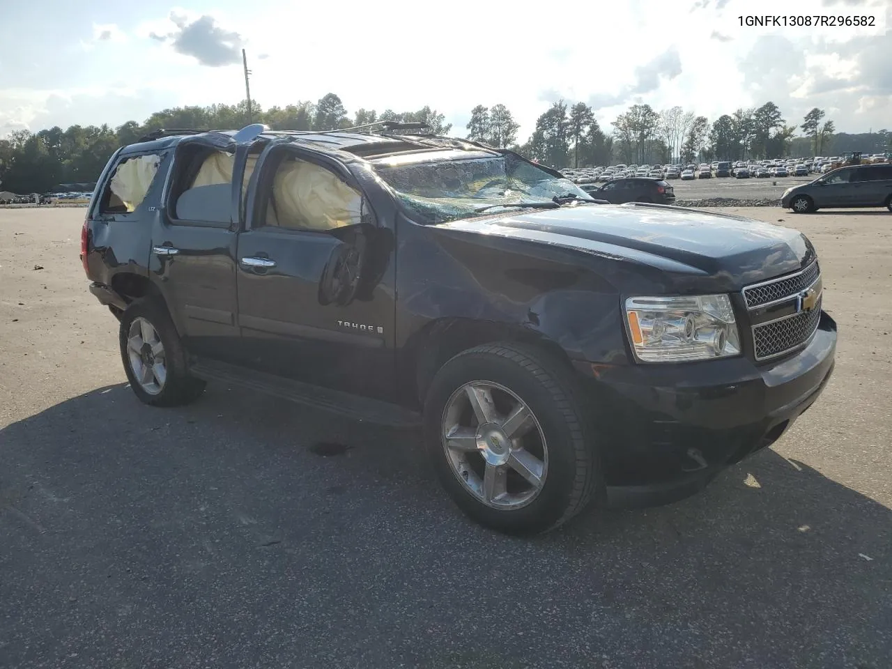 2007 Chevrolet Tahoe K1500 VIN: 1GNFK13087R296582 Lot: 71942864