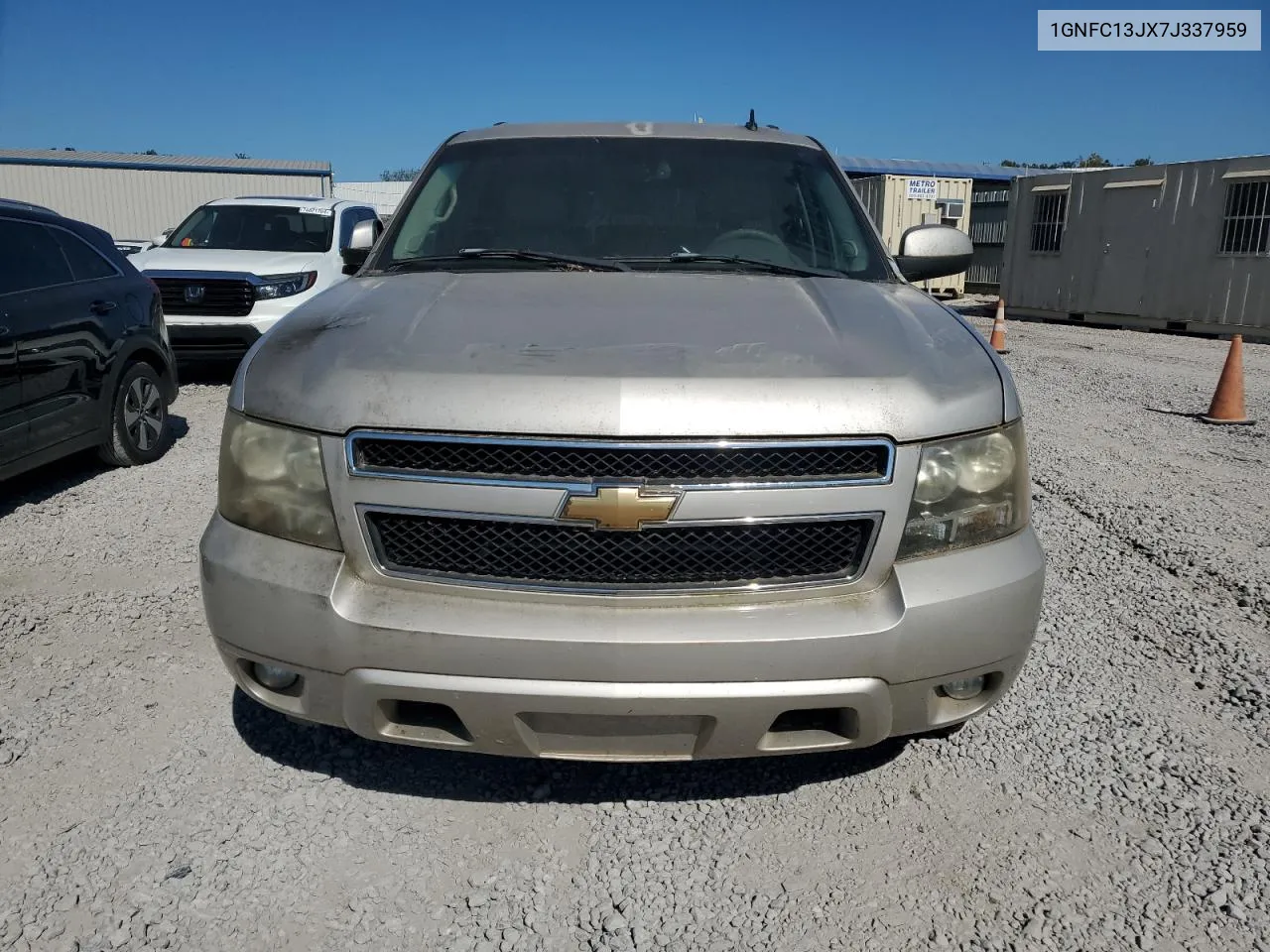 2007 Chevrolet Tahoe C1500 VIN: 1GNFC13JX7J337959 Lot: 74667404