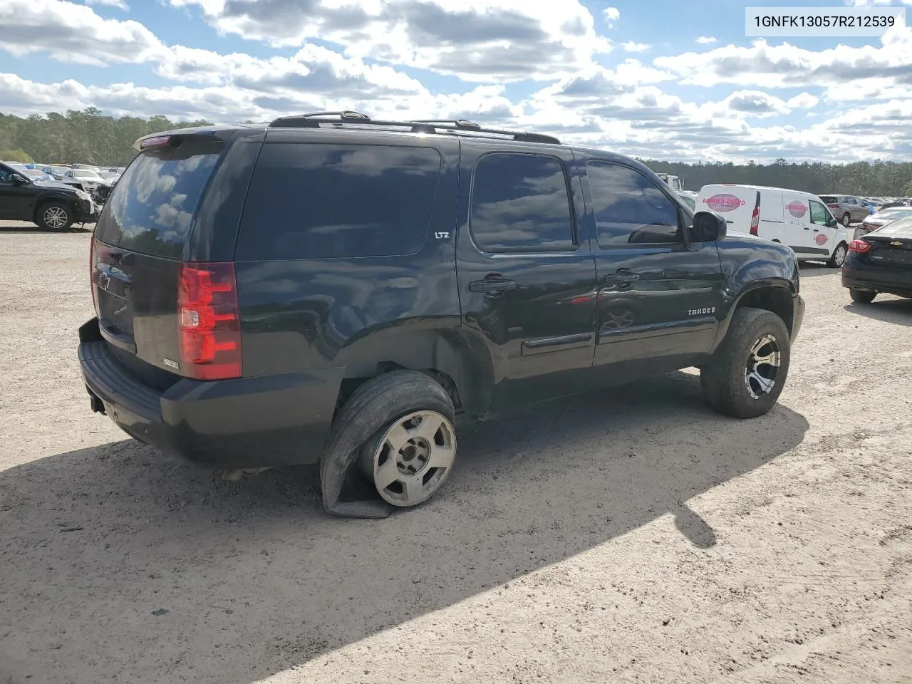 2007 Chevrolet Tahoe K1500 VIN: 1GNFK13057R212539 Lot: 75413644