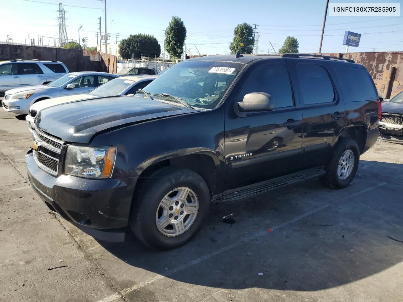 2007 Chevrolet Tahoe C1500 VIN: 1GNFC130X7R285905 Lot: 77570604