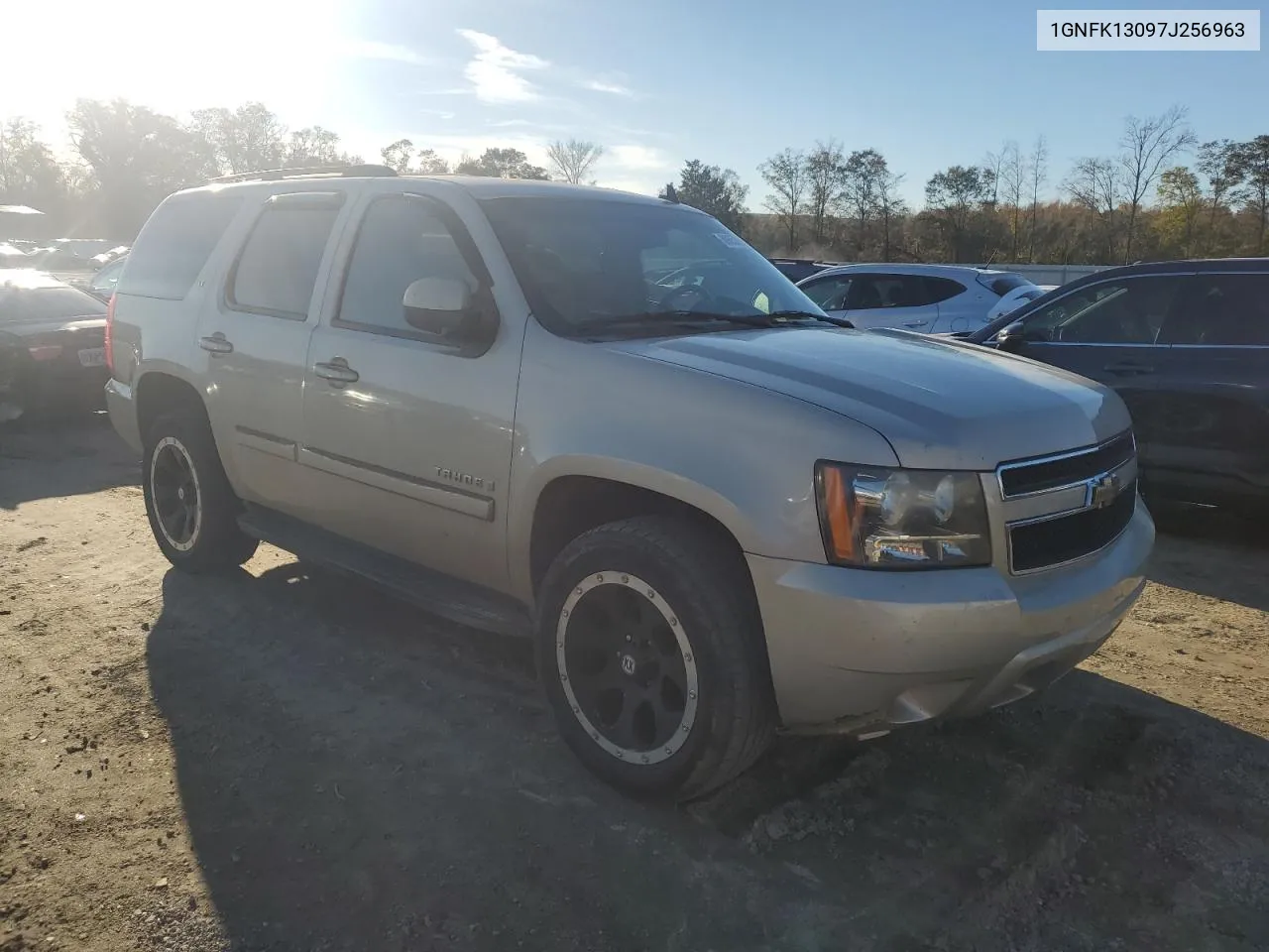 2007 Chevrolet Tahoe K1500 VIN: 1GNFK13097J256963 Lot: 80658564