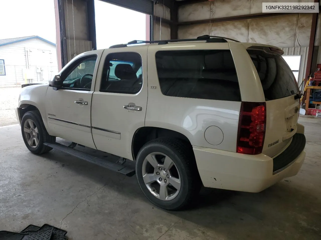 2009 Chevrolet Tahoe K1500 Ltz VIN: 1GNFK33219R292342 Lot: 54492734