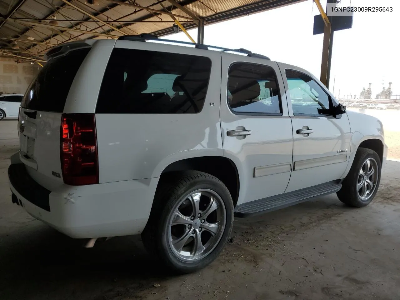 2009 Chevrolet Tahoe C1500 Lt VIN: 1GNFC23009R295643 Lot: 63442374