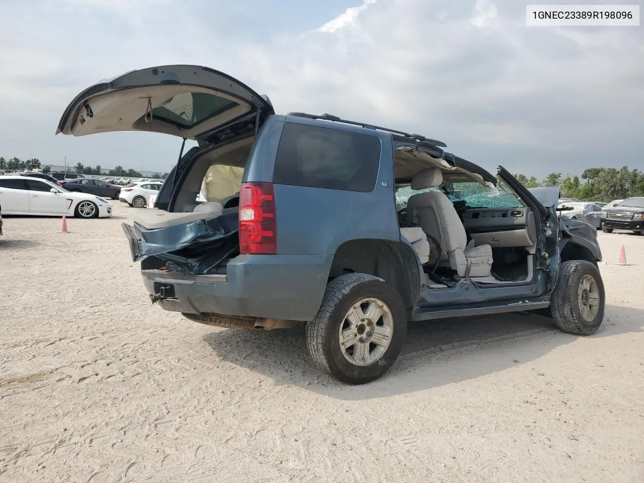 2009 Chevrolet Tahoe C1500 Lt VIN: 1GNEC23389R198096 Lot: 68571824