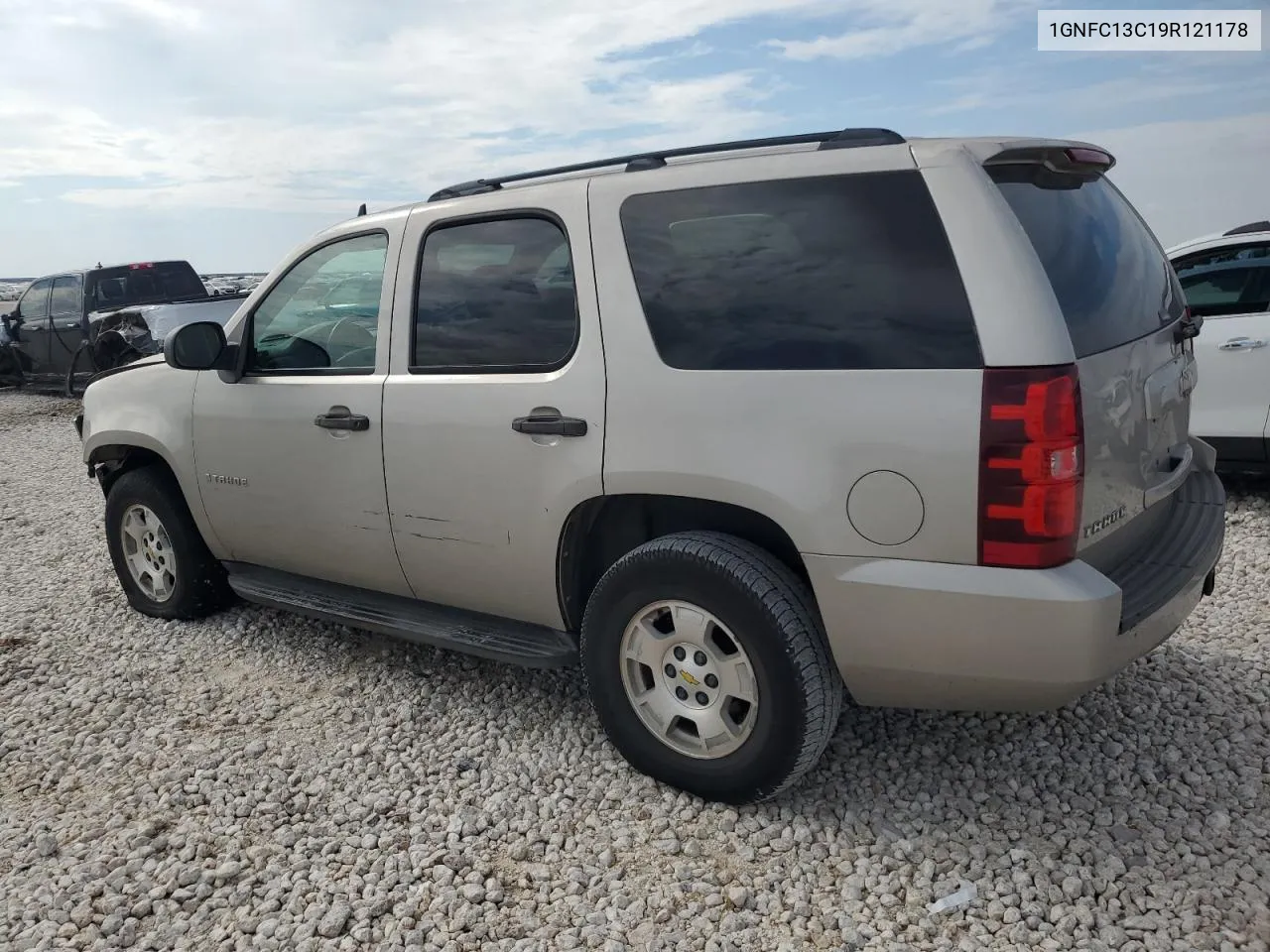 2009 Chevrolet Tahoe C1500 Ls VIN: 1GNFC13C19R121178 Lot: 69982254