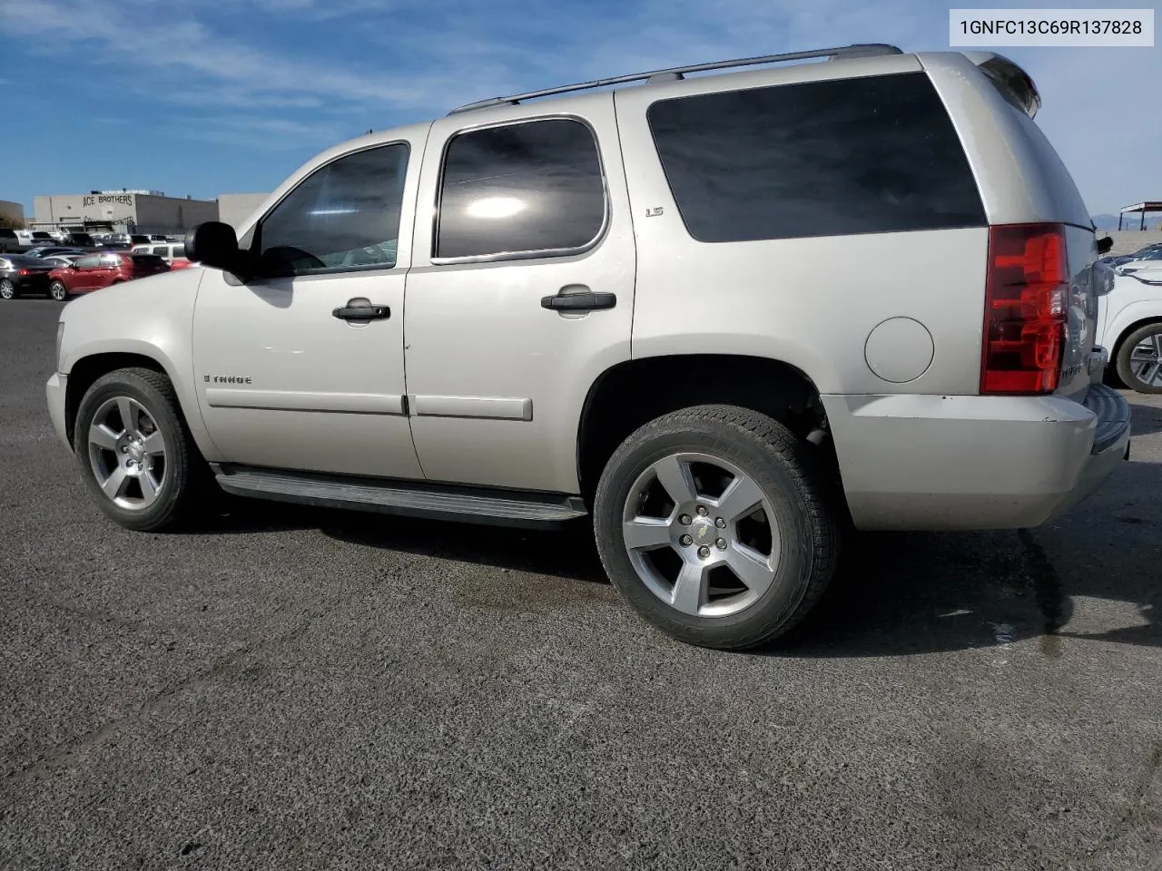 2009 Chevrolet Tahoe C1500 Ls VIN: 1GNFC13C69R137828 Lot: 78713474