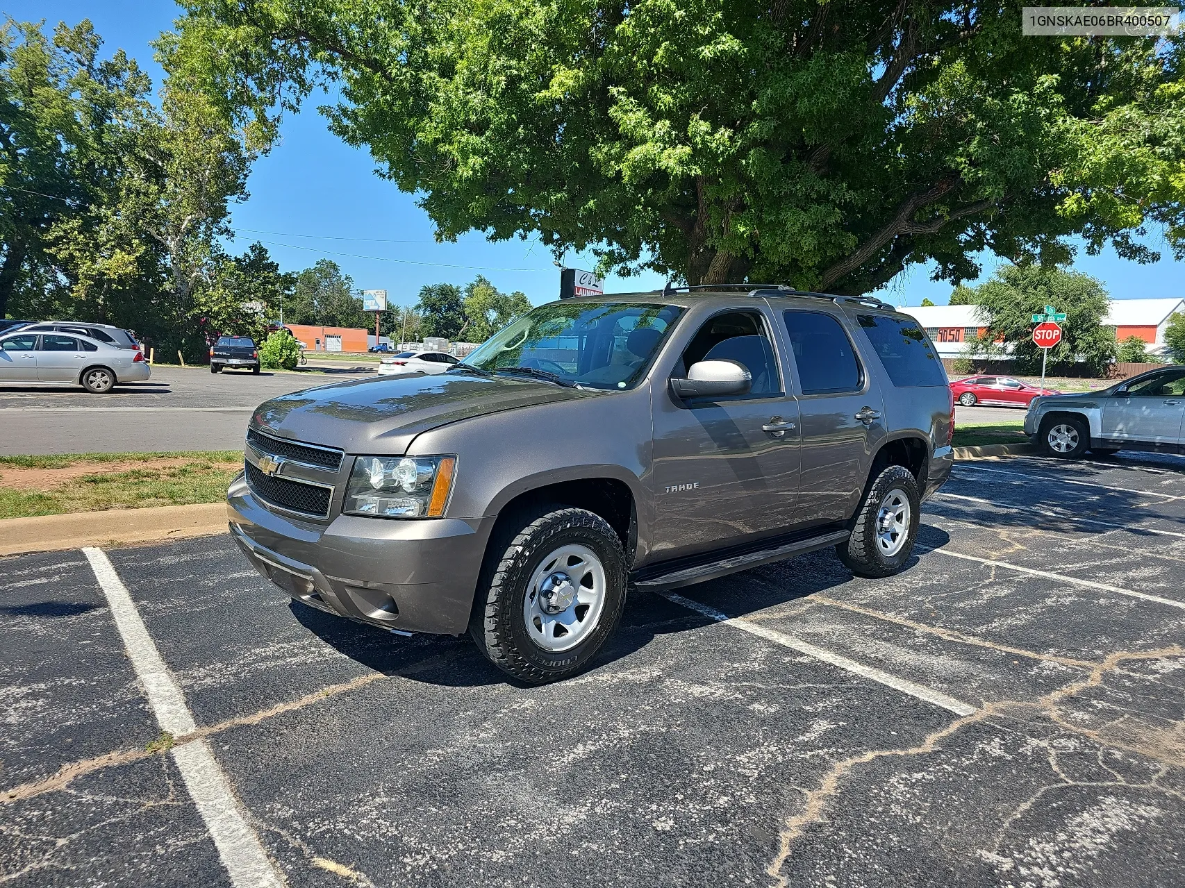 2011 Chevrolet Tahoe K1500 Ls VIN: 1GNSKAE06BR400507 Lot: 68170964